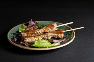 063. Maguro kushiyaki 2 pezzi