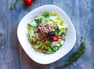 Зелена салата с риба тон (350г)