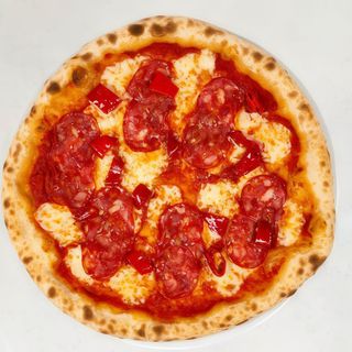 Salami Piccante Pizza 40 cm