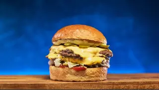 Hat Trick triple Ronaldo smash burger