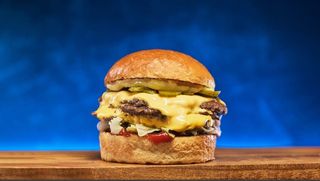 Hat Trick triple Ronaldo smash burger