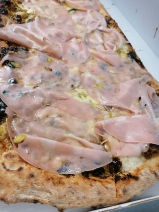 Pizza mortadella a 1 kg