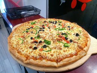 Pizza Tuna - Medium
