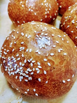 Burger pecivo od prirodnog kvasa 100g 