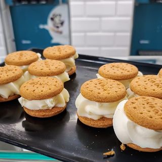 Biscotti cereali con fiordilatte