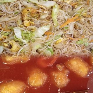 M9 Massa Fina com Porco Agridoce