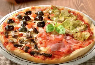 Pizza 4 Estaciones (30 cm.)