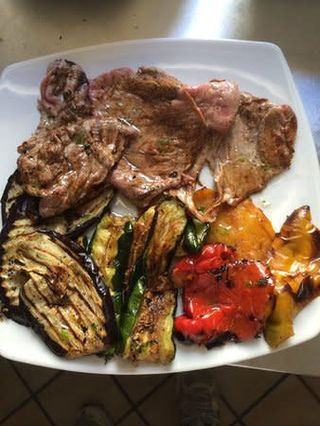 Cavallo ai ferri e verdure grill