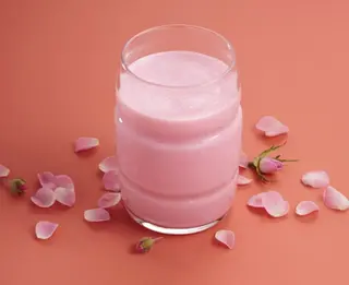 Lassi al rosa