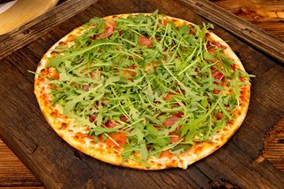 Pizza Crudo e Rucola