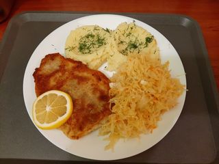 Zestaw obiadowy z filetem z ryby morszczuk 150g