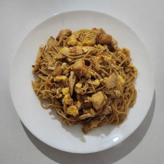 Chicken fried noodles + Coca-Cola