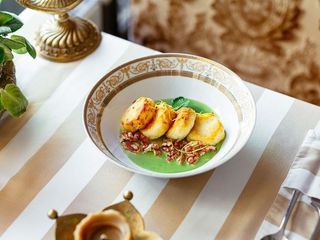 Сирники з фісташковим соусом (200/50g)