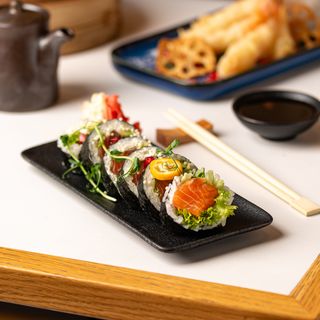 Futomaki sake Philadelphia 6 szt.