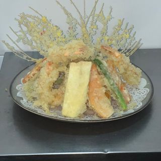 56. Tempura Variadas