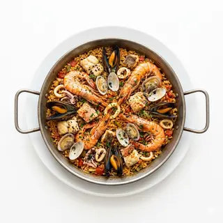 Paella De Pescado Y Mariscos Sal Negra (Para 2 Personas)