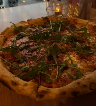 PIZZA ISKRA