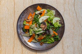 Proljećna salata 350 gr