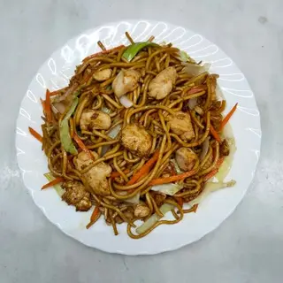 Tallarines Frito Con Pollo