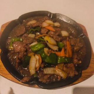 Ternera con judías negras