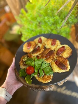 Деруни з мисливськими ковбасками (10 шт)