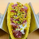 Tuna Taco (Tonno, Burrata, Piatacchio)