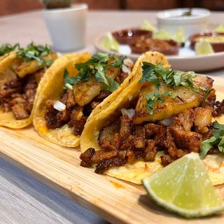 Tacos Al Pastor (4 Uds.)