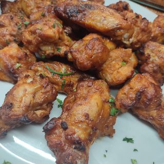 Ali di Pollo alla Paprika 