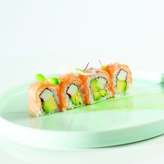 Uramaki salmone out