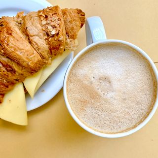 Croissant com Queijo