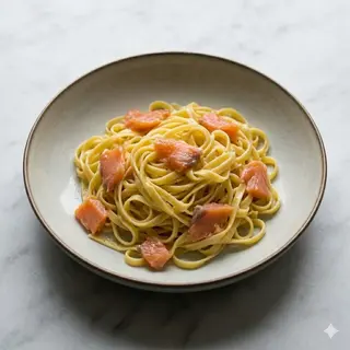 Tagliolini con Salmone Affumicato