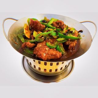 46 Ternera Con Pimiento Verde Y Salsa De Judias Negras