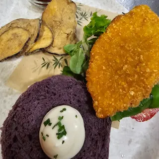 CRUNCHY VEGANA
