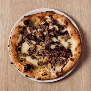 Trevisana e salsiccia impasto classico