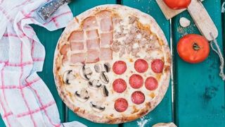 პიცა კუატრო 8 ნაჭრიანი 33 სმ