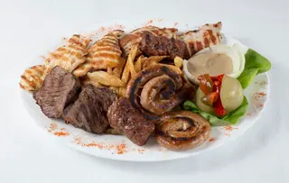 Platou Mix Grill (pentru 2 - 3 persoane)