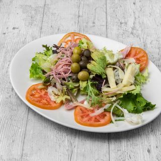 Ensalada Mediterránea