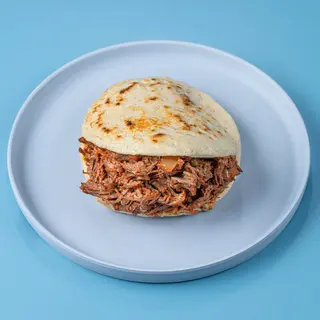 Arepa De Carne Desmechada