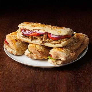 DON PRASE SENDVIČ 3+1