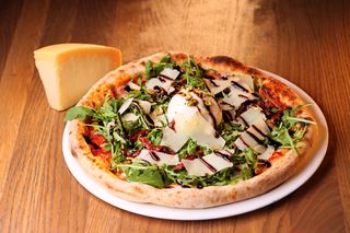 Pizza Burrata Ø 32cm