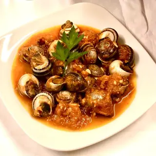 Caracoles en Salsa (toque picante)