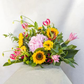 Bukiet kwiatów sezonowych - Wiosna