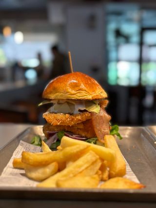Hamburguesa De Pollo Crujiente
