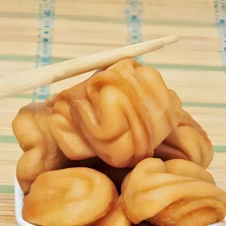 8. Пържен китайски хляб (1бр)