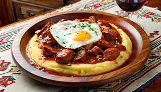 Tochitura moldoveneasca