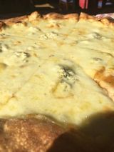 Pizza Quattro formaggi