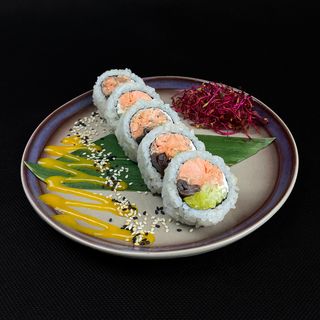 Uramaki Łosoś MOWI Grillowany