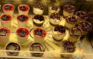 Bicchierini mousse al gusto mille foglie 