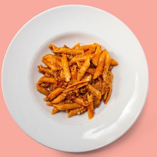 Bolognese + Piće po izboru