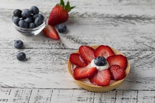 Тарталетка с клубникой